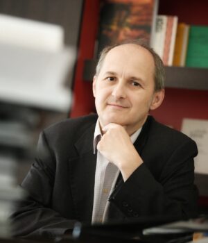 Gojko Božović za Nova.rs: Živimo u spin diktaturi, pod vlašću jednog čoveka 12 godina, a birački spisak je postao najveća tajna u Srbiji