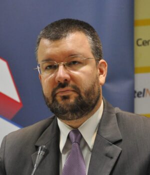 Čedomir Antić: Politička ubistva u Srbiji nisu ni češća ni brutalnija, nego drugde u Evropi, samo su naši problemi specifičniji